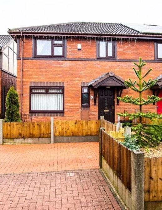 Brigstock Holidays House Манчестер Екстер'єр фото